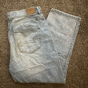 women’s AE distressed jeans